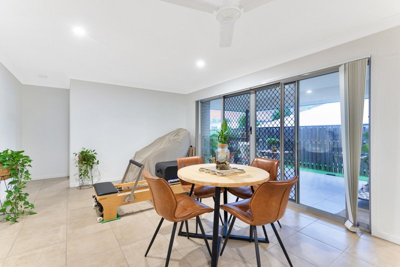 Photo - 23 Bottle Brush Circuit, Coomera QLD 4209 - Image 11