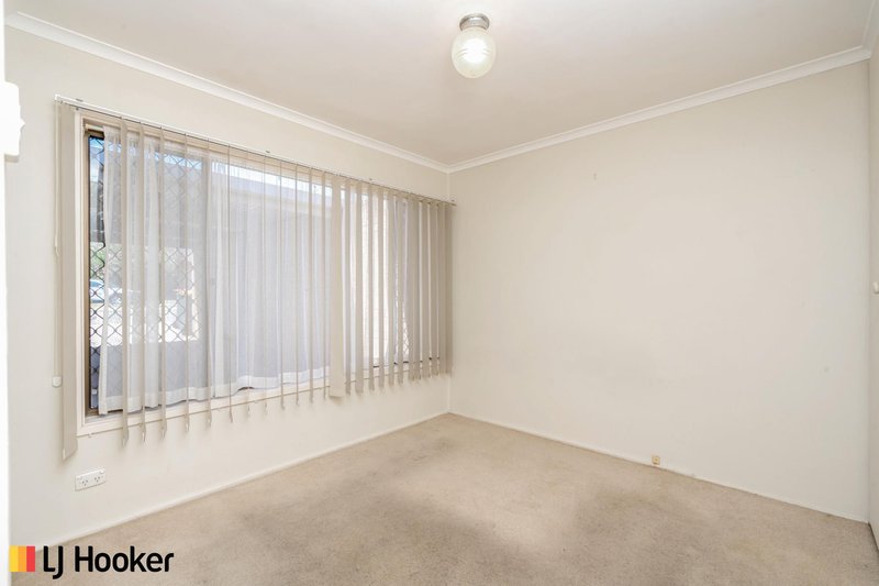 Photo - 23 Boult Place, Melba ACT 2615 - Image 7