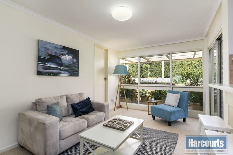 Photo - 23 Bounty Road, Hallett Cove SA 5158 - Image 8