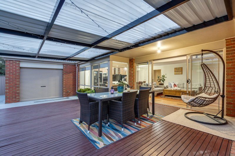 Photo - 23 Bowral Loop, Craigieburn VIC 3064 - Image 23