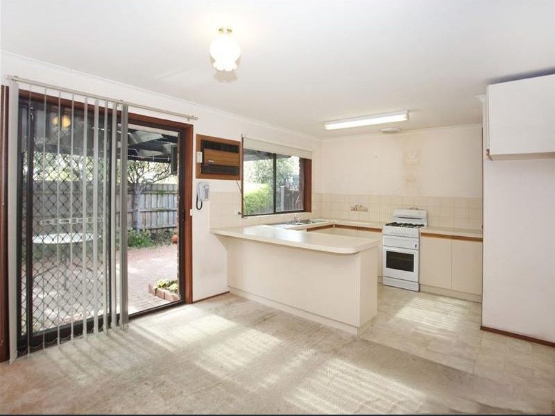 Photo - 23 Bradley Court, Hampton Park VIC 3976 - Image 4