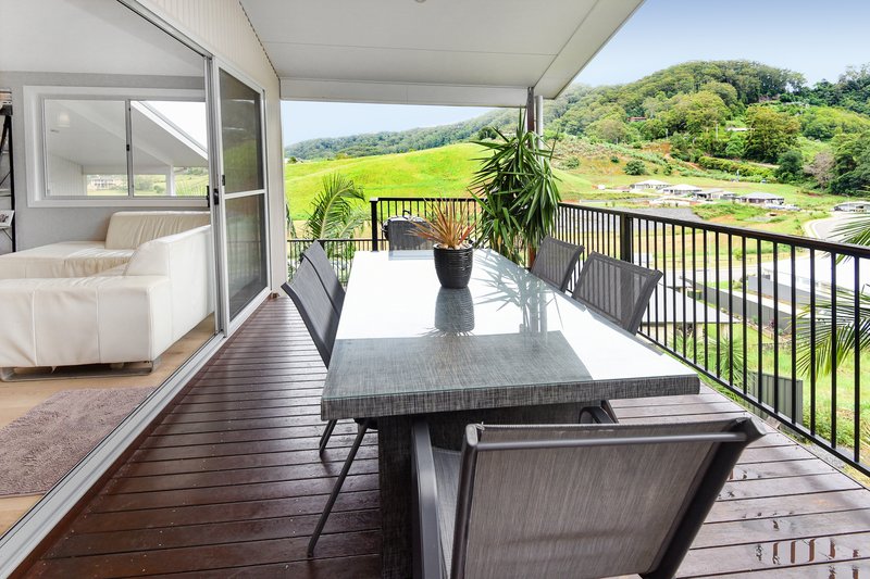 Photo - 23 Brennan Ct , Coffs Harbour NSW 2450 - Image 3