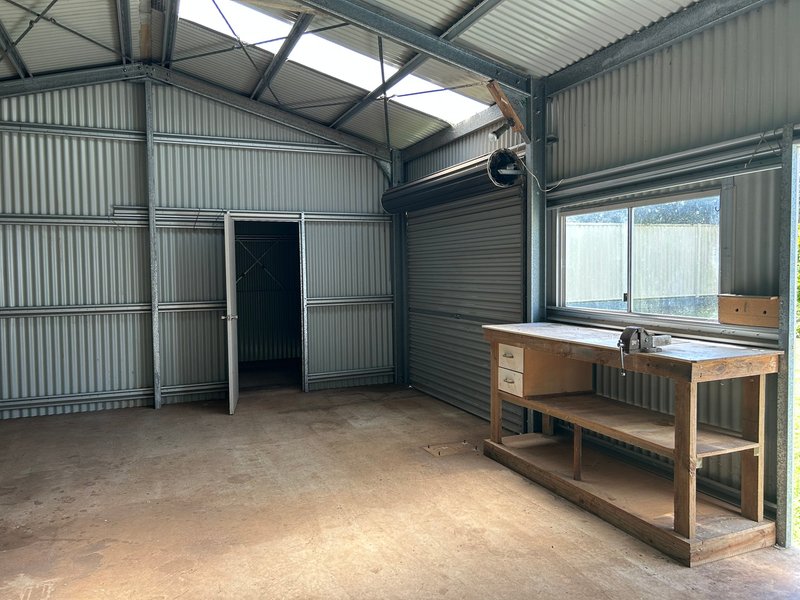 Photo - 23 Bridgeman Parade, Kingaroy QLD 4610 - Image 16