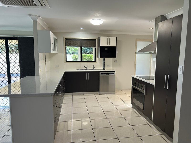 Photo - 23 Bridgeman Parade, Kingaroy QLD 4610 - Image 17