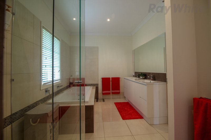 Photo - 23 Brisbane Road, Newtown QLD 4305 - Image 5