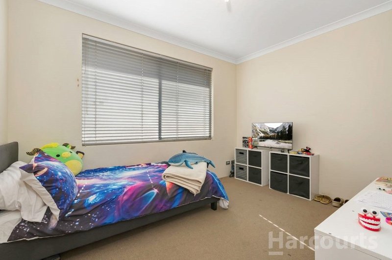 Photo - 23 Broadford Avenue, Butler WA 6036 - Image 9