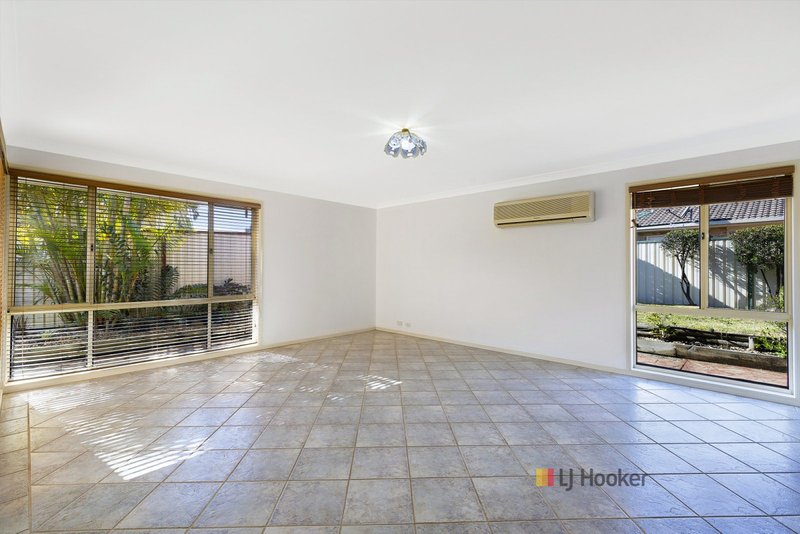 Photo - 23 Bromley Court, Lake Haven NSW 2263 - Image 9