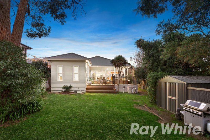 Photo - 23 Bronte Avenue, Burwood VIC 3125 - Image 9