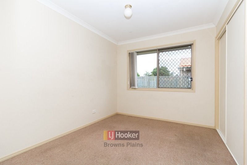 Photo - 23 Brooke Street, Crestmead QLD 4132 - Image 5