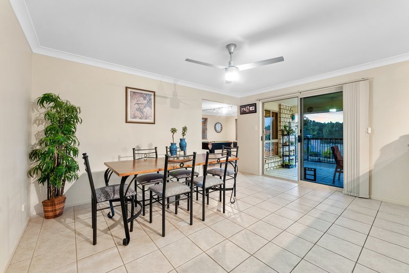 Photo - 23 Brookfield Street, North Lakes QLD 4509 - Image 11