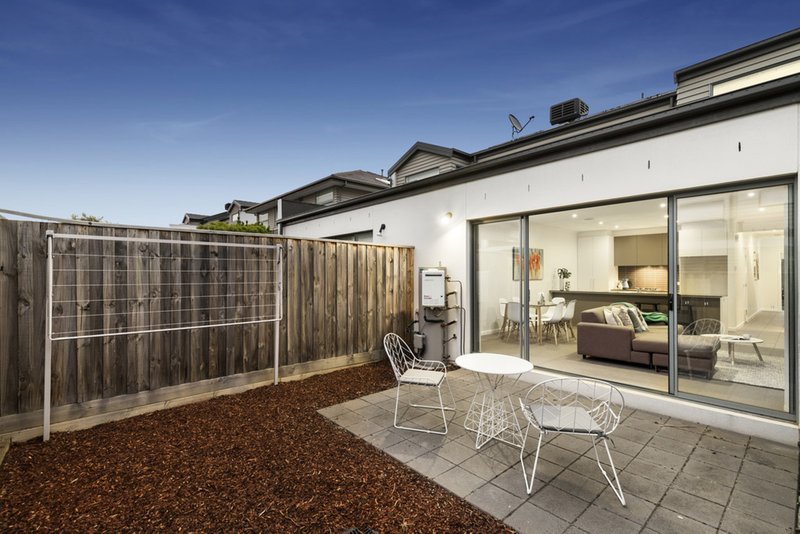 Photo - 23 Brunton Crescent, Mulgrave VIC 3170 - Image 10