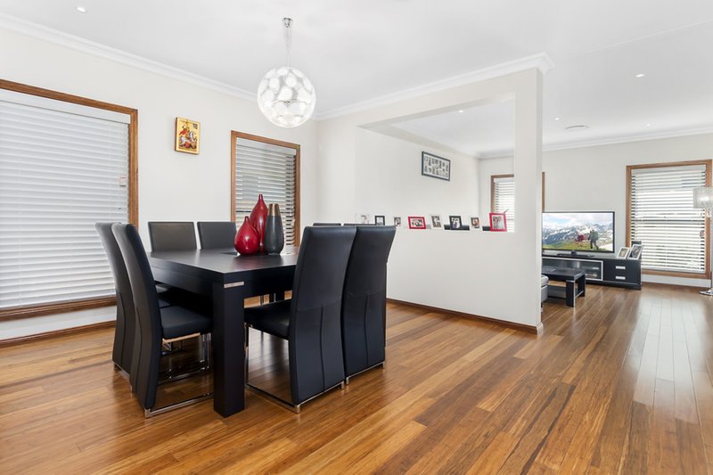 Photo - 23 Bryant Ave , Middleton Grange NSW 2171 - Image 3