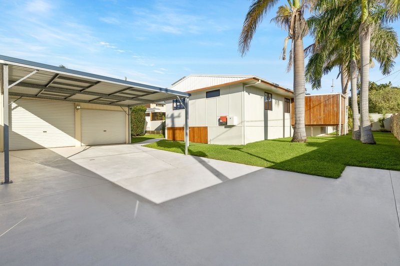 Photo - 23 Buccleugh Street, Moffat Beach QLD 4551 - Image 21