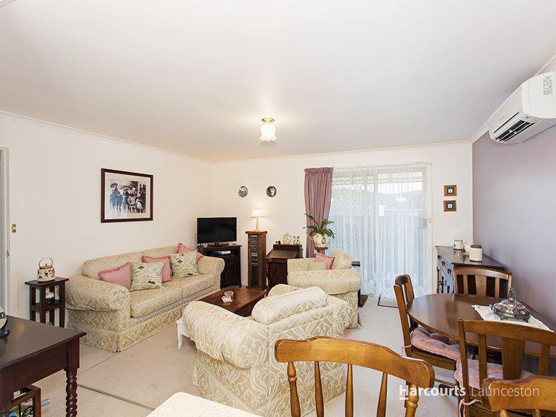 Photo - 2/3 Buckingham Place, Prospect TAS 7250 - Image 3