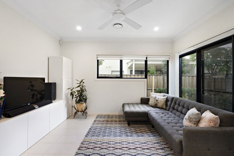 Photo - 23 Buckley Avenue, Blacktown NSW 2148 - Image 2