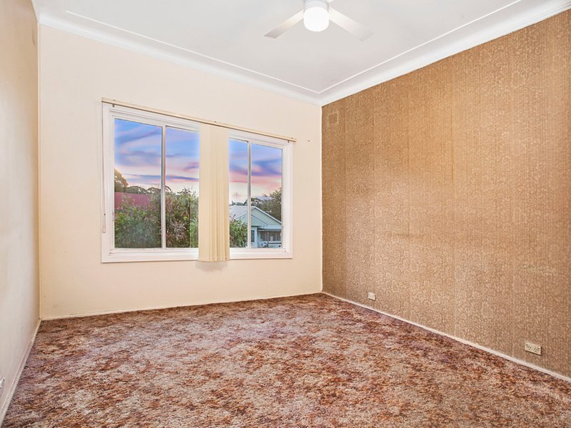 Photo - 23 Bulgo Road, Helensburgh NSW 2508 - Image 5