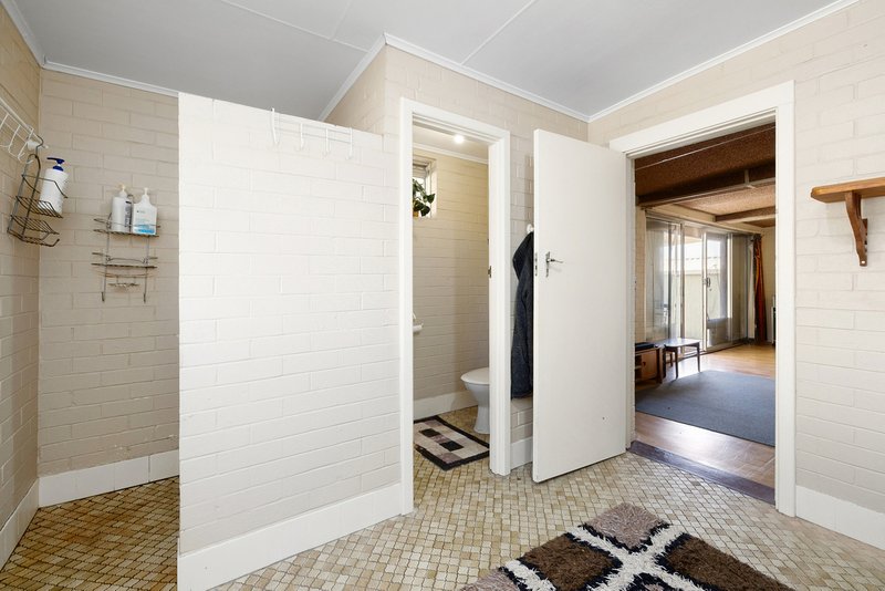 Photo - 23 Bunney Road, Kelmscott WA 6111 - Image 22