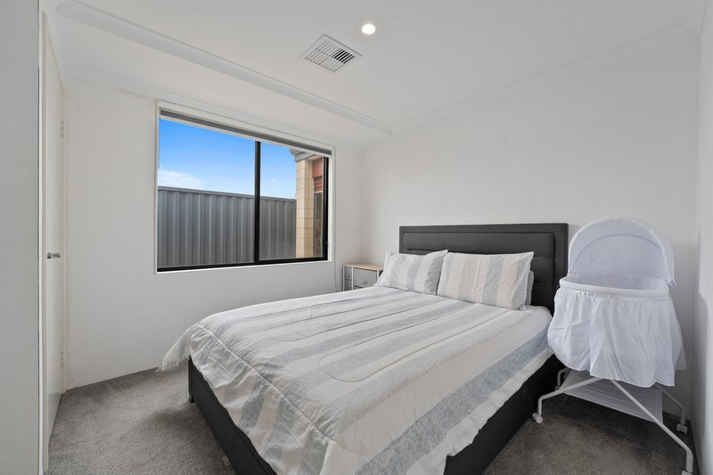 Photo - 23 Burbank Road, Baldivis WA 6171 - Image 17