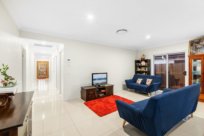 Photo - 23 Burkitt Street, Mango Hill QLD 4509 - Image 6