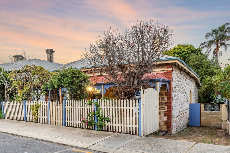 23 Burns Street, North Fremantle WA 6159