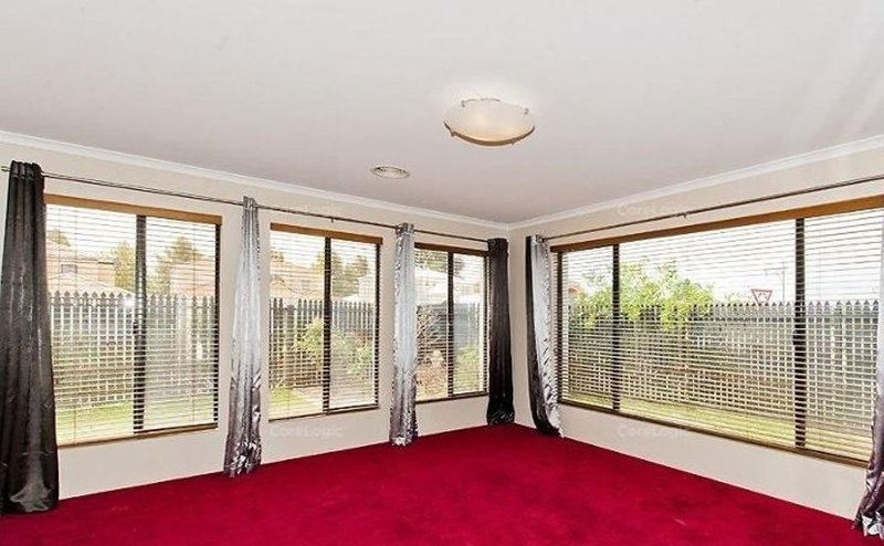 Photo - 23 Burnside Terrace, Canning Vale WA 6155 - Image 6