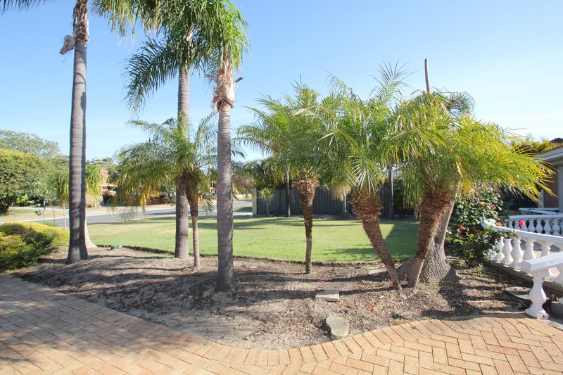 Photo - 23 Burroughs Road, Karrinyup WA 6018 - Image 3