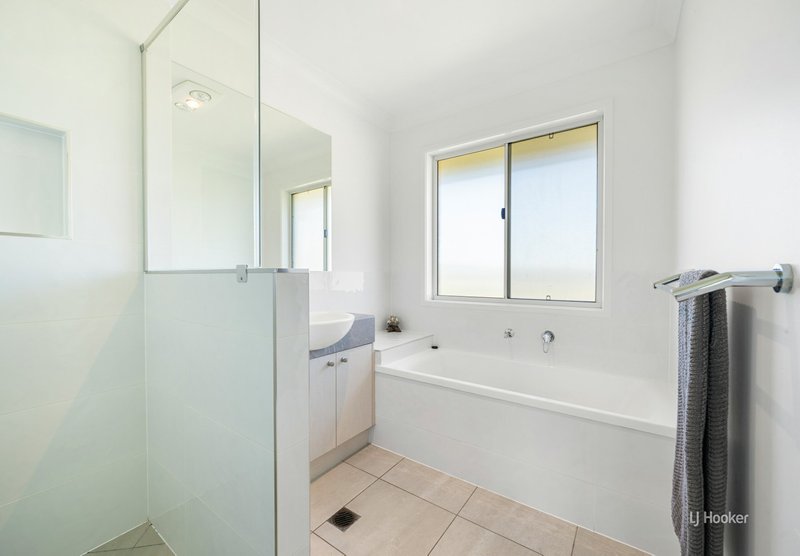 Photo - 23 Caballo Way, Winya QLD 4515 - Image 13