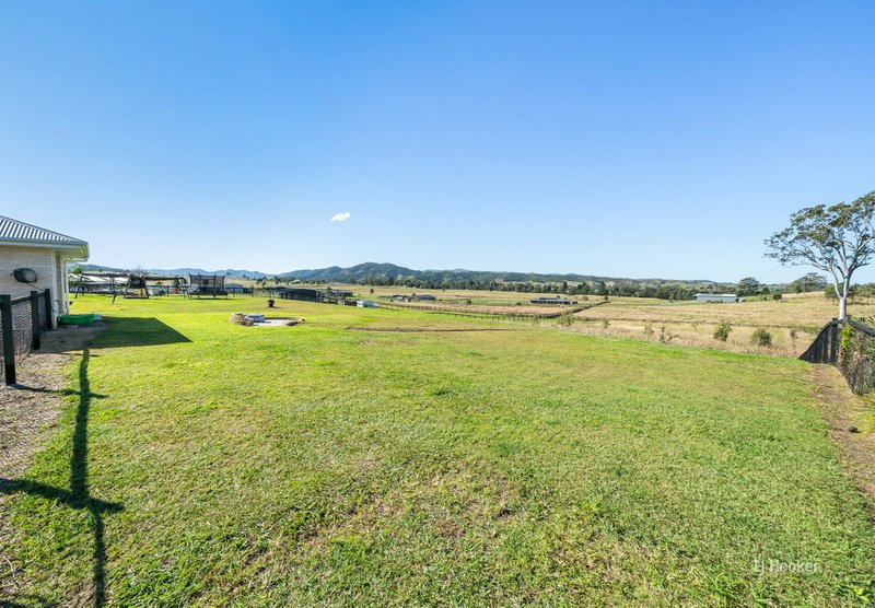 Photo - 23 Caballo Way, Winya QLD 4515 - Image 14