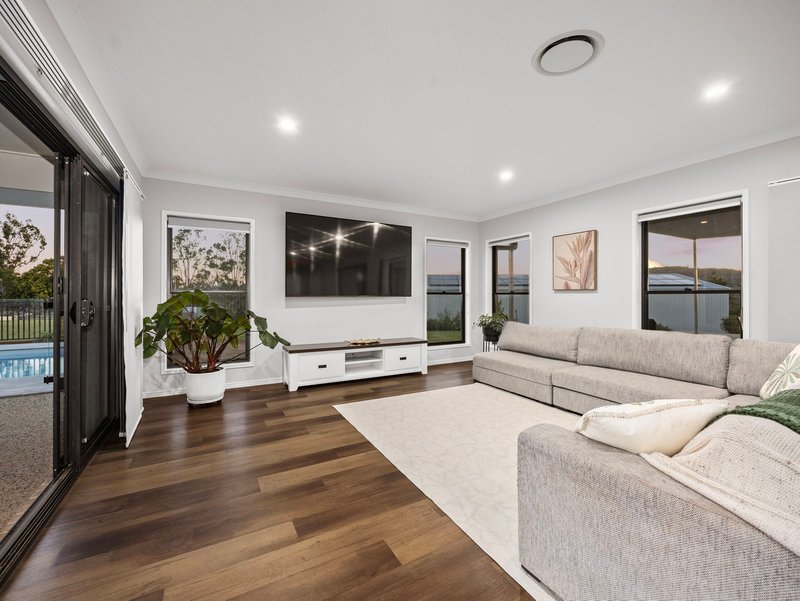 Photo - 23 Caffery Drive, Haigslea QLD 4306 - Image 8