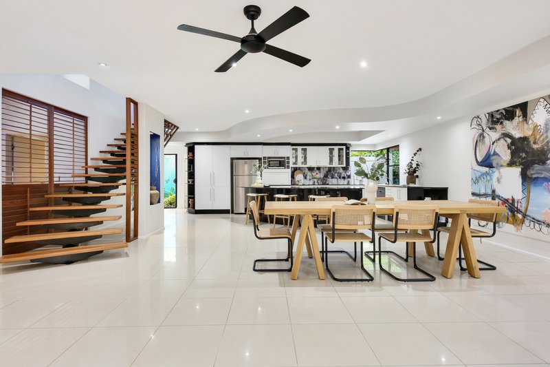 Photo - 23 Callicarpa Street, Reedy Creek QLD 4227 - Image 7