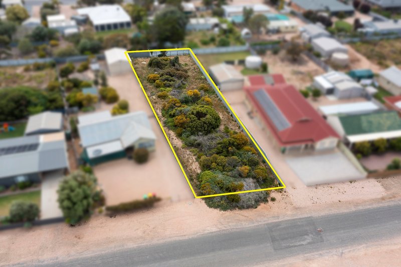 Photo - 23 Cambridge Street, Moonta Bay SA 5558 - Image 3