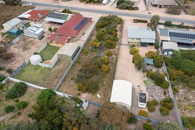 Photo - 23 Cambridge Street, Moonta Bay SA 5558 - Image 16