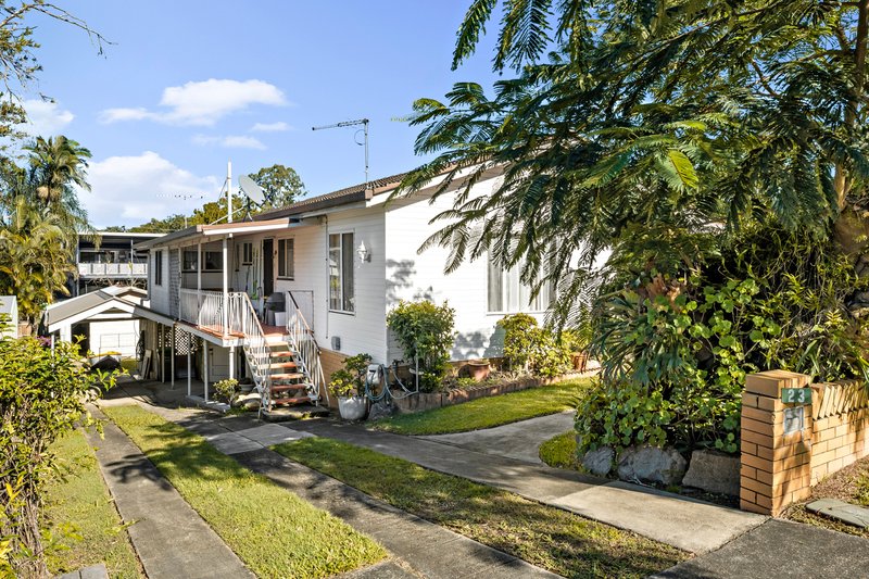 Photo - 23 Camelia Avenue, Everton Hills QLD 4053 - Image 3