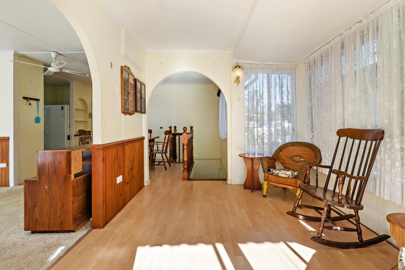 Photo - 23 Camelia Avenue, Everton Hills QLD 4053 - Image 10