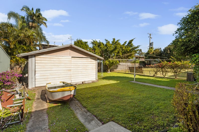 Photo - 23 Camelia Avenue, Everton Hills QLD 4053 - Image 22