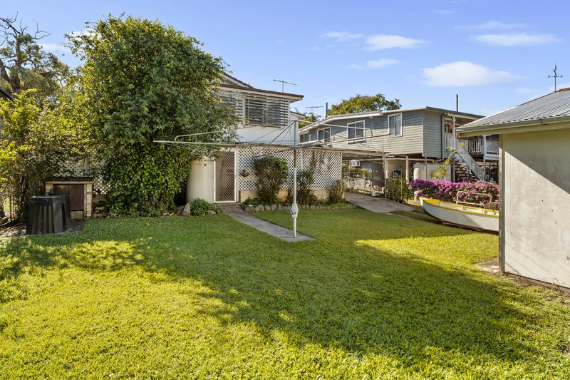 Photo - 23 Camelia Avenue, Everton Hills QLD 4053 - Image 23
