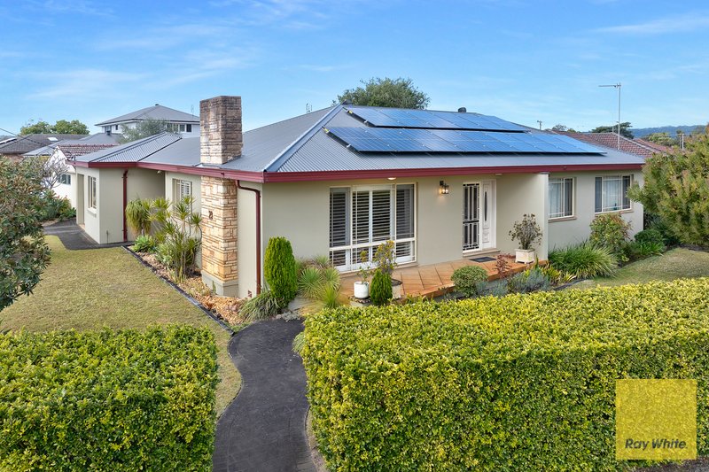 Photo - 23 Camellia Circle, Woy Woy NSW 2256 - Image 2