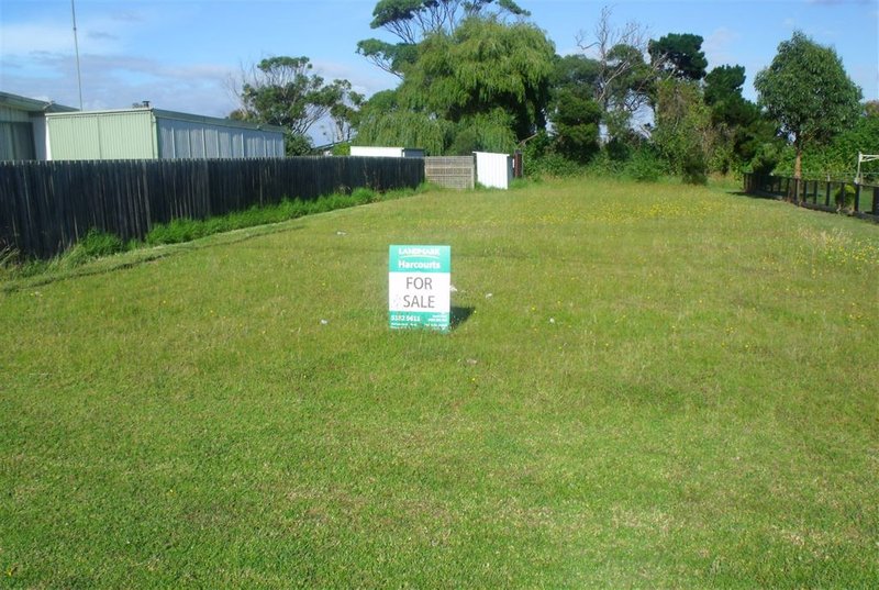 Photo - 23 Cameron Street, Mcloughlins Beach VIC 3874 - Image 2