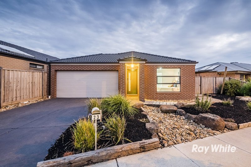 23 Campaspe Street, Clyde North VIC 3978