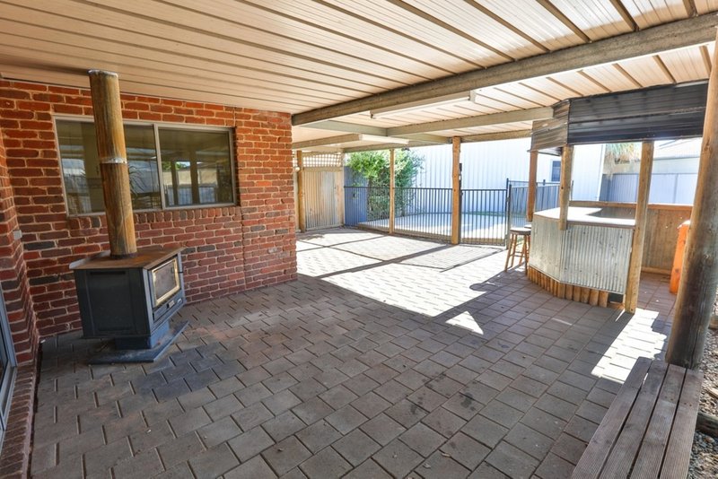 Photo - 23 Canterbury Drive, Mildura VIC 3500 - Image 15