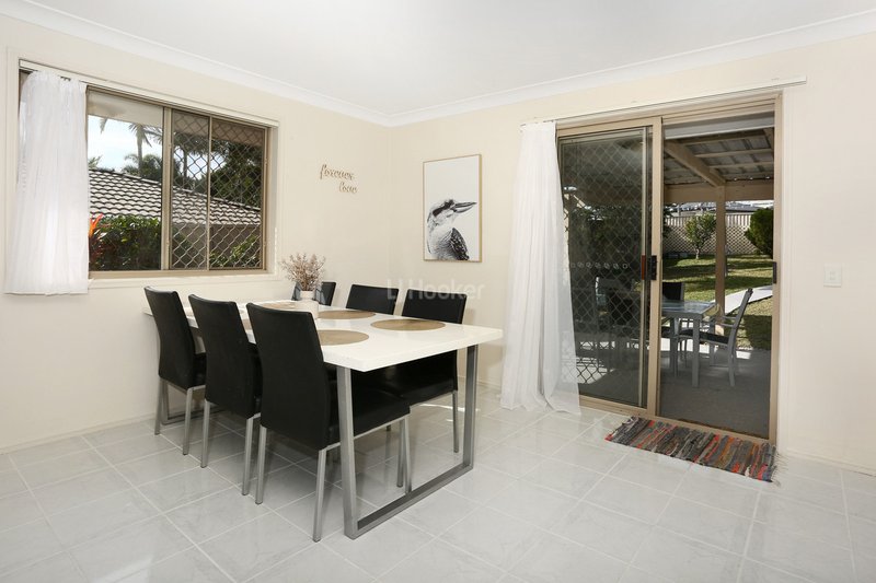 Photo - 23 Captain Cook Close, Arundel QLD 4214 - Image 13