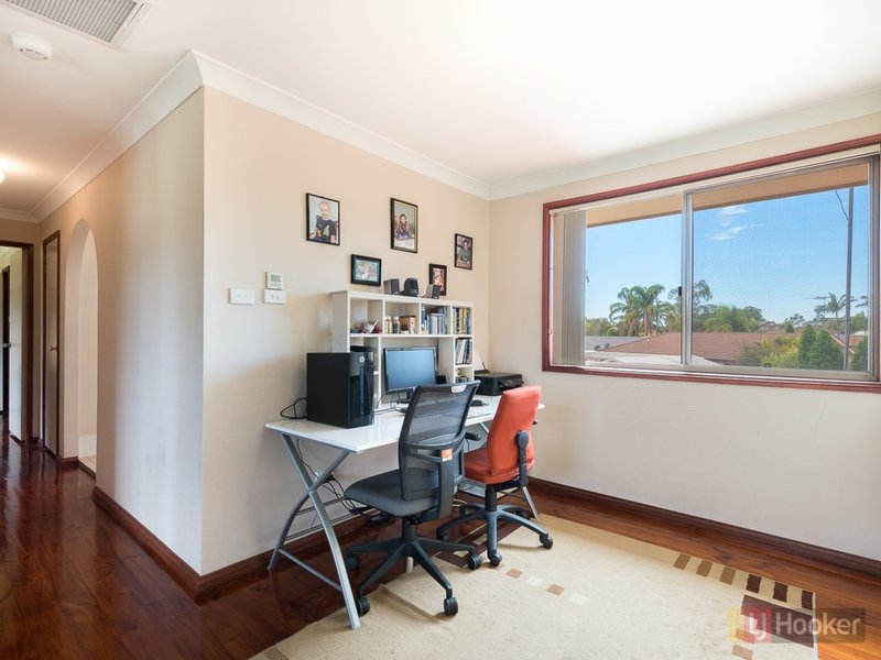 Photo - 23 Carbine Close, Casula NSW 2170 - Image 7