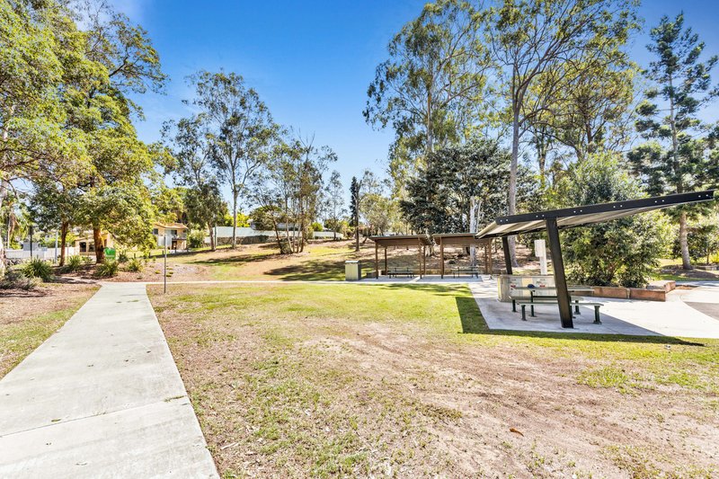 Photo - 23 Carissa Street, Arana Hills QLD 4054 - Image 18