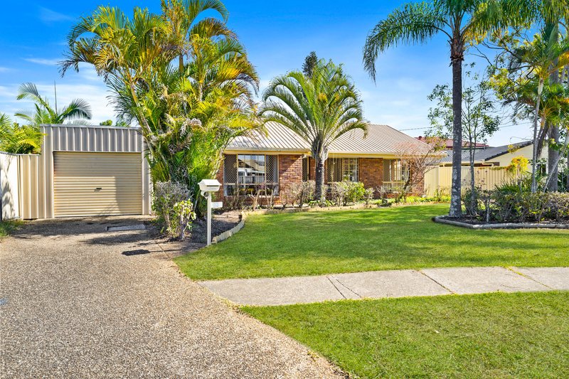 Photo - 23 Carlyon Street, Mount Warren Park QLD 4207 - Image 1