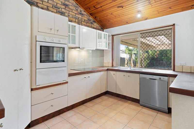 Photo - 23 Carlyon Street, Mount Warren Park QLD 4207 - Image 3