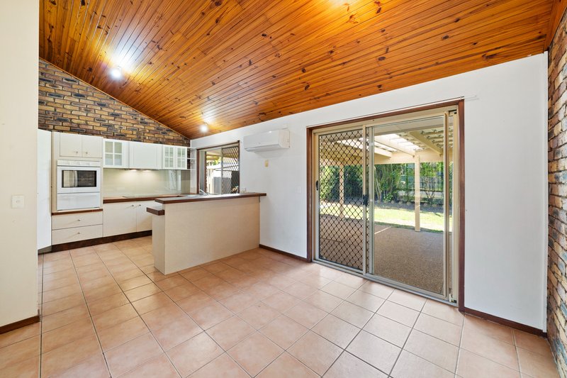 Photo - 23 Carlyon Street, Mount Warren Park QLD 4207 - Image 4