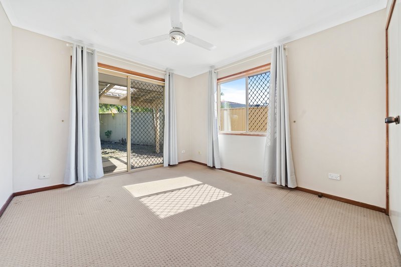 Photo - 23 Carlyon Street, Mount Warren Park QLD 4207 - Image 6