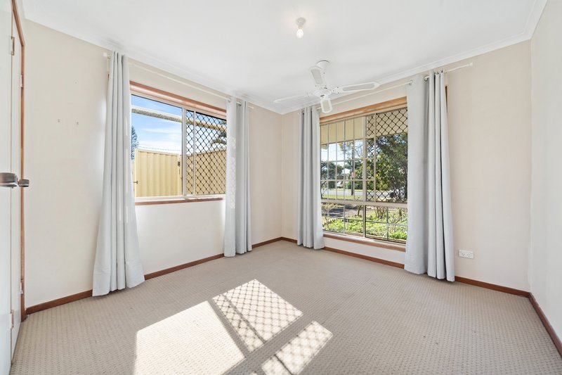 Photo - 23 Carlyon Street, Mount Warren Park QLD 4207 - Image 7