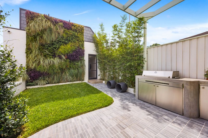 Photo - 23 Carr Street, Coogee NSW 2034 - Image 3