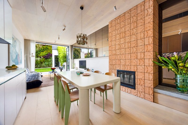 Photo - 23 Carr Street, Coogee NSW 2034 - Image 4